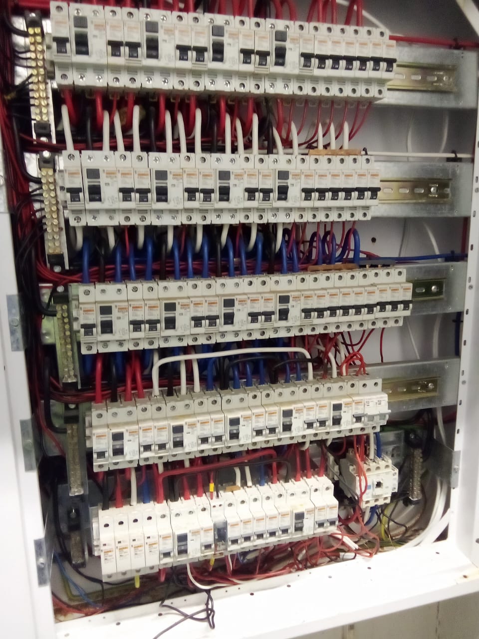 Electrical thumbnail